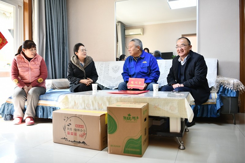 011706748003173724.jpeg 慰問(wèn)唐基干_副本.jpg